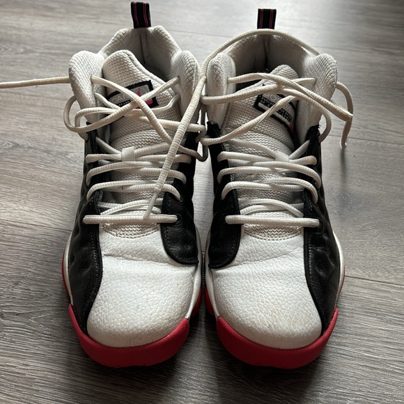 Team Jordan women’s size 9.5 shoes - Picture 5 of 5